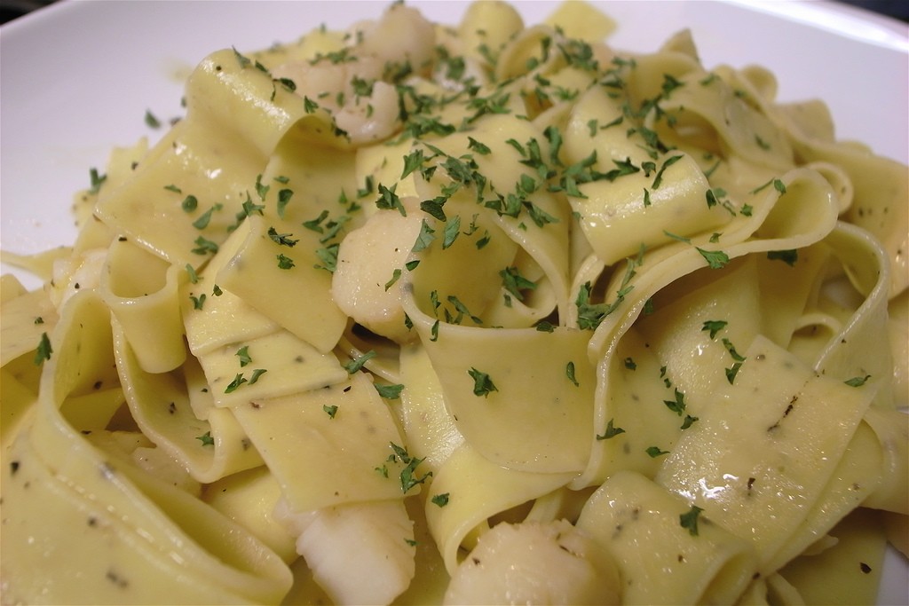 Low Carb & Gluten Free Lemon Garlic Pasta