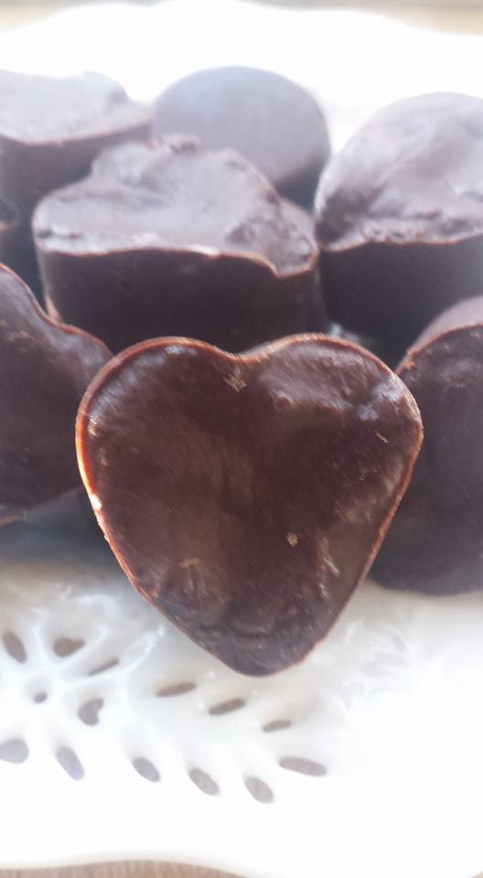 Three Ingredient Super-Healthy Chocolates