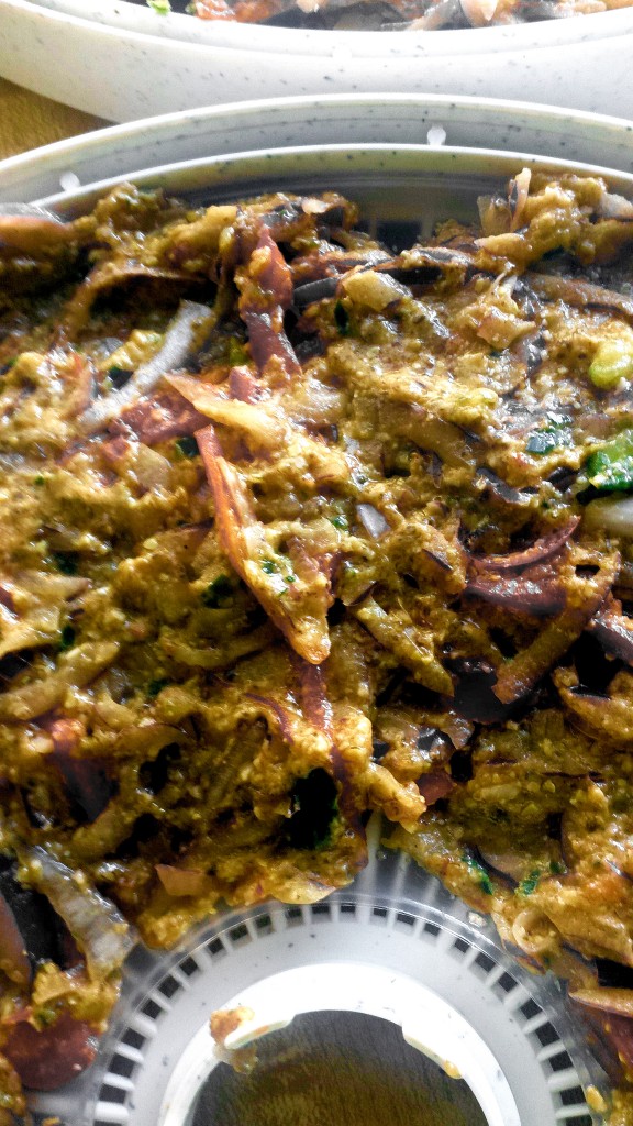 Raw Onion Bread with Endless Variations